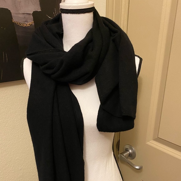 Phenix Accessories - NWT Phenix Cashmere Knit scarf